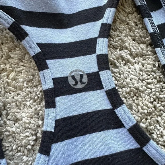Lululemon Cool Racerback Tank Top Black Purple Striped Size 4 Running Gym‌‌‌‌‌‌‌ - Picture 4 of 5